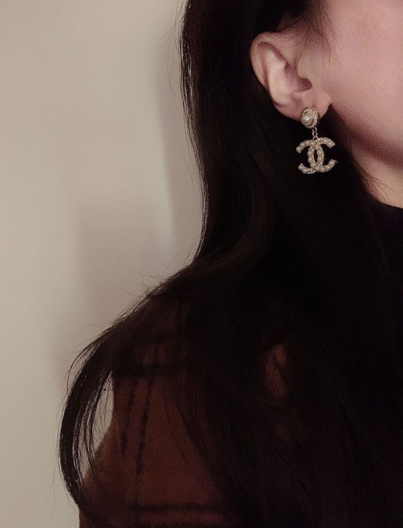 Ch**el earrings